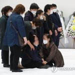 이천 화재참사 희생자 합동분향소 이틀째 추모 발길