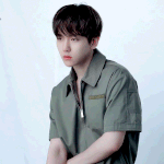 [백현] 백현 더블유 비하인드 2.<b>gif</b>