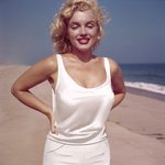 하 나 종례 영통하는데 동생 들어와서 <b>자동반사</b>로 욕나감