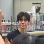 너네 옷 어디서<b>사냐</b>