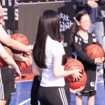 [드루와] 몸매좋은애들만 들어<b>와바</b>