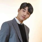 <b>이배우</b> 누군지 아는사람