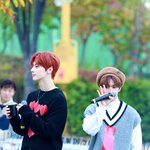<b>종현</b>이 왤케 잘생겼지..?̊̈