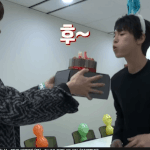 ㅅㅂ <b>도영</b> 치면 입냄새 뭐임