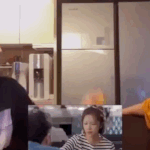 엽떡 <b>전자</b>레인지에 돌려먹는데