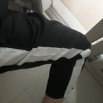 <b>이런바지</b> 입고다니는 애들 극혐임..?