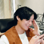 [모두드루와] <b>방</b>금전 팬 때문에 웃는 방탄뷔ㅋㅋㅋㅋㅋㅋㅋㅋ