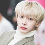 이 사람 누구임