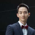 [댓글부탁해] 이 <b>사람</b> 정해인 닮았다 <b>vs</b> 엥 별로