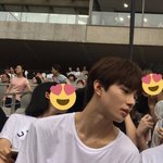 에스엠 얘 <b>처럼</b> 안생겼으면 내보내지마