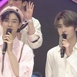 [모두드루와] 얘들아 오늘 인기가요 투샷 봤니...?