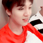[NCT] 사과폰시절 잠금화면 푸는 <b>동혁</b>이 보고 가세요