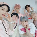 [아스트로] 착장으로 난리난 남돌..<b>개오짐</b>