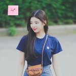 [드루와] 얘드라 이거 반팔 비슷한거좀 알<b>려조</b>ㅠㅜㅜ