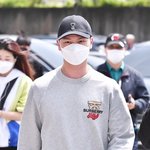 오늘 자 멤버 모두 <b>삭발</b>한 그룹