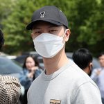 성재랑 현식이 <b>배웅</b>했던 비투비 멤버들