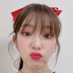 아이린 이 사진 <b>이성경</b> 살짝 닮지 않음..?