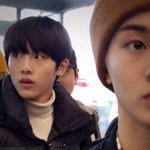 [NCT] 윈윈이 보고 있는데 앞에 이마크