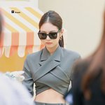 제니 <b>흉통</b> 작은편인가??