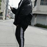 [패션] 도서관 올 때 아디다스 <b>팬츠</b> 작작입어라