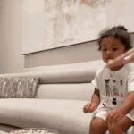 <b>미국</b> <b>실트</b>에 오른 카일리 제너의 딸