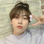 눈안에 점 있는 것 같은 아이돌.jpgif