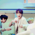 5월 18일 <b>TXT</b> 컴백한대~！！