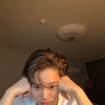 카이 이 <b>셔츠</b> 귀여운데 어디서 삼?