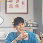 이 배우 닮았다고 하는거 관심이야?