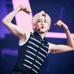 [NCT] 재민 이 의상 이름 <b>쌍</b><b>테</b>조끼 아니였음?