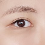 [댓글부탁해] 내 눈화장 어울리는지 봐주라