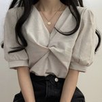 <b>이옷</b> 어때