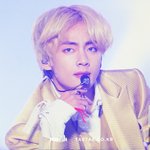 이날 뷔 사진 풀어줄 <b>칭구</b>~~