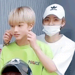 얘들아 지성 초딩때 sm <b>입사</b>함...?