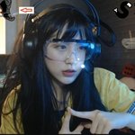 [댓글부탁해] 일주일간 <b>확진</b>자 10명이하여야 개학한다고