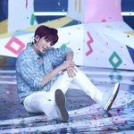 [TXT모아] <b>컴백쇼</b> 포토스케치(태현)
