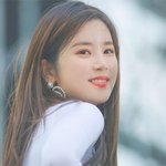 <b>팬</b>깍지 안쓰고도 혹할 <b>여</b>돌