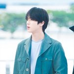 [모두드루와] 김석진은 얼마나 잘생겼으면