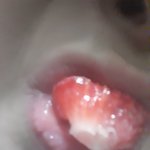 이병헌을 이을 <b>김</b><b>판</b><b>녀</b>의 딸기키스