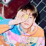 [EXO] +추가) 백현이 <b>계란</b>이랑 귤 먹고있는거야?