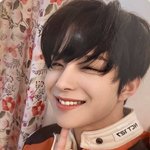 아니근데 이번 <b>정우</b> 포카보다는