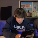 [EXO] 오늘도 찬열이 왕<b>큰손</b> 개발림....