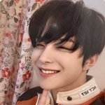 지금 <b>정우</b> 포카 얘기 많은 이유