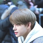 정우 얼굴색 바뀜..?