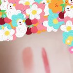 내 피부에 무슨 <b>색이</b> 잘어울리는거 같아?