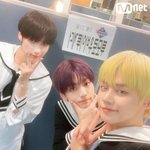 [투바투] 오늘 엠카 투바투때매 다 부셔짐