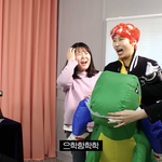 <b>문특</b>보고 왜 입덕하는지 알거같은데 잠만..