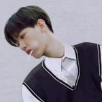 [EXO] 이사진은 넘 <b>위험</b>하다