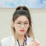안경이 못생김의 일등<b>공신</b>?