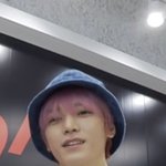 [NCT] 제발 이사람이 누군지 알려주세요..